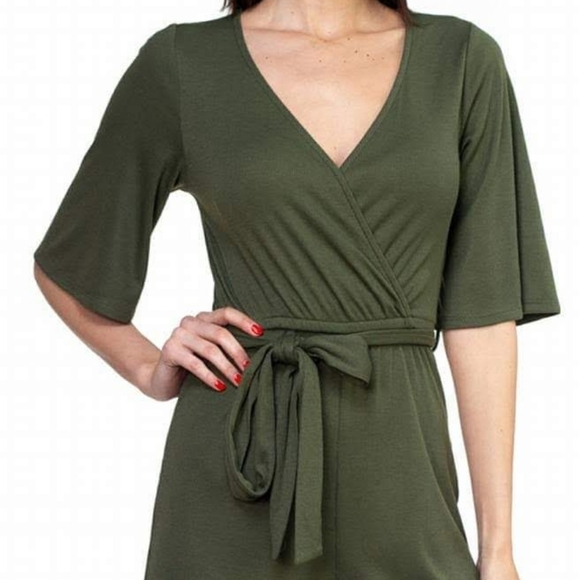 Solid Waist Belt Jumpsuit - Picture 3 of 4